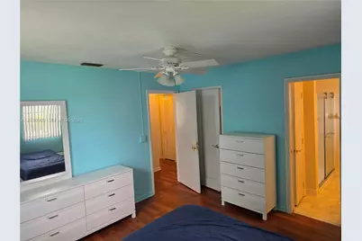 913 SW 3rd Ave, Boynton Beach, FL 33426 - Photo 12
