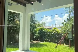 2250 SW 21st St, Miami, FL 33145 - Photo 14