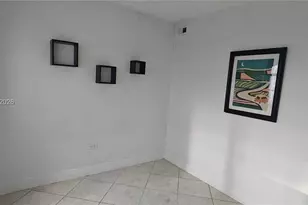 905 Brickell Bay Dr, Miami, FL 33131 - Photo 10