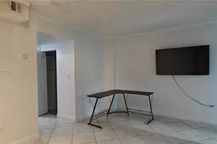 905 Brickell Bay Dr, Miami, FL 33131 - Photo 6