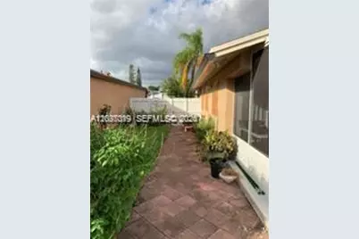 11882 SW 209th Ter, Miami, FL 33177 - Photo 2