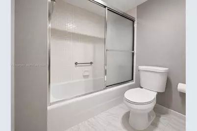 20505 E Country Club Dr #138, Aventura, FL 33180 - Photo 14