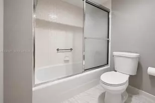 20505 E Country Club Dr, Aventura, FL 33180 - Photo 14