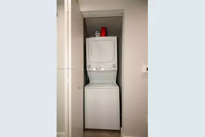 1300 S Miami Avenue #3908, Miami, FL 33130 - Photo 8
