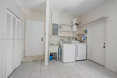 4950 San Amaro Dr, Coral Gables, FL 33146 - Photo 46