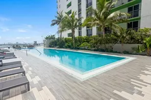 488 NE 18th St, Miami, FL 33132 - Photo 12