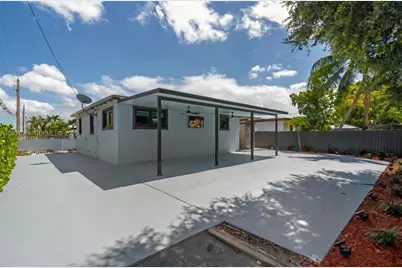 11 W 59th St, Hialeah, FL 33012 - Photo 30