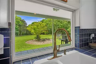 8340 SW 96th St, Miami, FL 33156 - Photo 12
