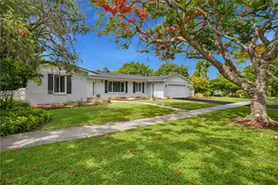 8340 SW 96th St, Miami, FL 33156 - Photo 2