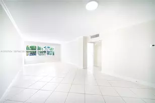 2555 NE 11th St, Fort Lauderdale, FL 33304 - Photo 4