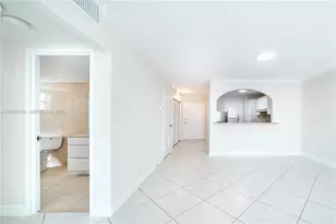 2555 NE 11th St, Fort Lauderdale, FL 33304 - Photo 18