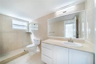 2555 NE 11th St, Fort Lauderdale, FL 33304 - Photo 20