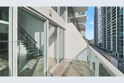 41 SE 5th St #1016, Miami, FL 33131 - Photo 8
