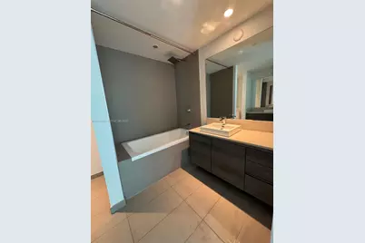 1080 Brickell Ave #1101, Miami, FL 33131 - Photo 6