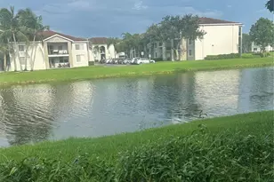 8050 N Nob Hill Rd, Tamarac, FL 33321 - Photo 2
