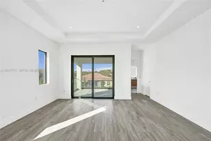 13023 Davie Oaks Dr, Davie, FL 33325 - Photo 14