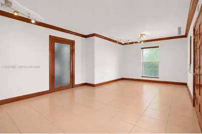 300 SW 123rd Ave, Miami, FL 33184 - Photo 10