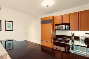 1435 Brickell Ave, Miami, FL 33131 - Photo 4