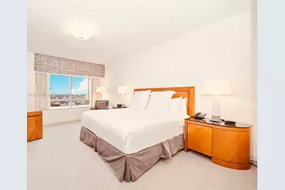 1435 Brickell Ave #3412, Miami, FL 33131 - Photo 8