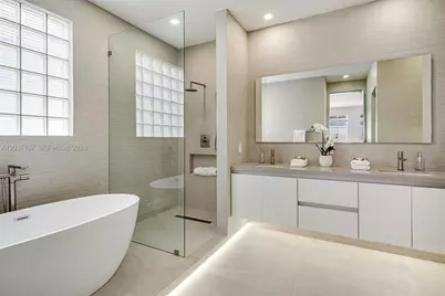 21156 NE 33rd Ave, Aventura, FL 33180 - Photo 22