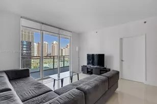 950 Brickell Bay Dr, Miami, FL 33131 - Photo 16