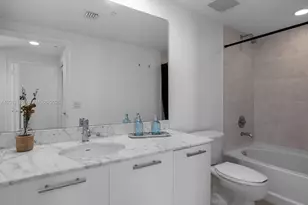 950 Brickell Bay Dr, Miami, FL 33131 - Photo 24