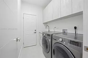 2048 Quail Roost Dr, Weston, FL 33327 - Photo 32