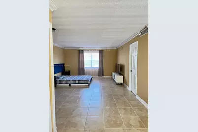 1300 Moffett St #214, Hallandale Beach, FL 33009 - Photo 6