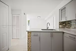 4420 NW 107th Ave, Doral, FL 33178 - Photo 4
