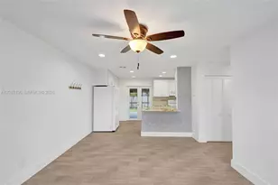 5701 SW 37th St, Davie, FL 33314 - Photo 12
