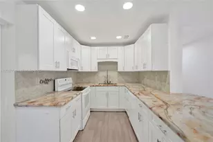 5701 SW 37th St, Davie, FL 33314 - Photo 20