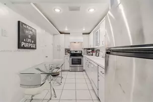 5001 Collins Ave, Miami Beach, FL 33140 - Photo 18