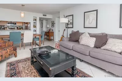 600 NE 36th St #1006, Miami, FL 33137 - Photo 10