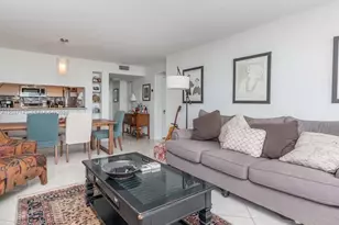 600 NE 36th St, Miami, FL 33137 - Photo 10