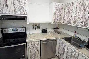 17620 Atlantic Blvd, Sunny Isles Beach, FL 33160 - Photo 6