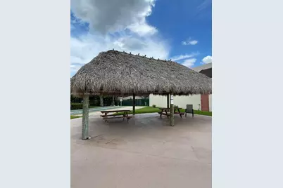 8081 N Sunrise Lakes Dr #306, Sunrise, FL 33322 - Photo 10