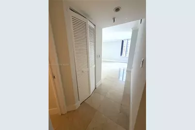 520 Brickell Key Dr #A1005, Miami, FL 33131 - Photo 20
