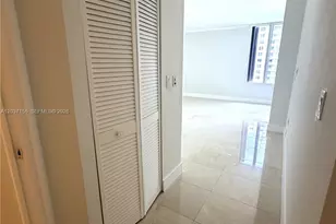520 Brickell Key Dr, Miami, FL 33131 - Photo 20
