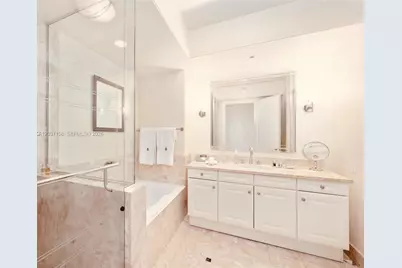 1435 Brickell Ave #3412, Miami, FL 33131 - Photo 12