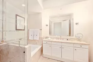 1435 Brickell Ave, Miami, FL 33131 - Photo 12