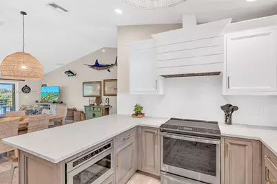 181 12th St, Key Colony, FL 33051 - Photo 16