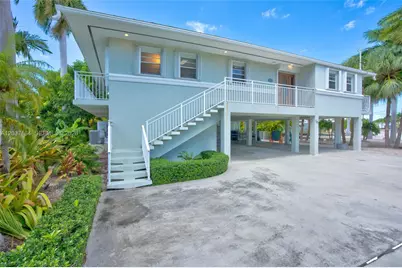 181 12th St, Key Colony, FL 33051 - Photo 4