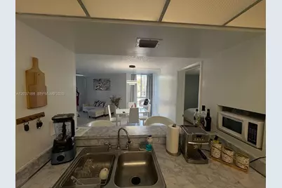 7035 NW 186th St #D302, Hialeah, FL 33015 - Photo 6