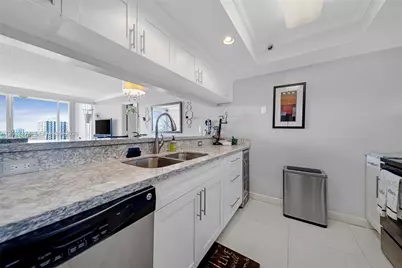 7601 E Treasure Dr #1802, North Bay Village, FL 33141 - Photo 10