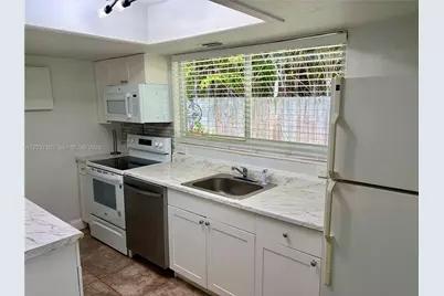 2809 NE 6th Ln #2809, Wilton Manors, FL 33334 - Photo 6