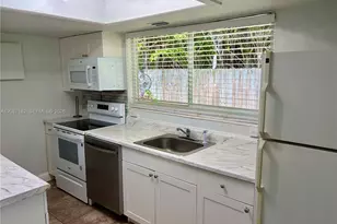 2809 NE 6th Ln, Wilton Manors, FL 33334 - Photo 6
