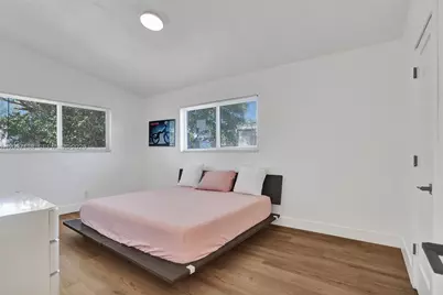 581 NE 175th Ter, North Miami Beach, FL 33162 - Photo 14