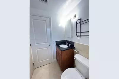 2880 Pine Tree Dr #5, Miami Beach, FL 33140 - Photo 8