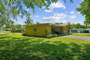 401 S 57th Terrace, Hollywood, FL 33023 - Photo 22