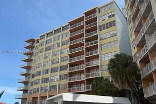 2025 NE 164th St, North Miami Beach, FL 33162 - Photo 8